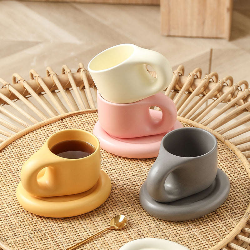 Humorous Phallic Tea Sets : ceramic teapots